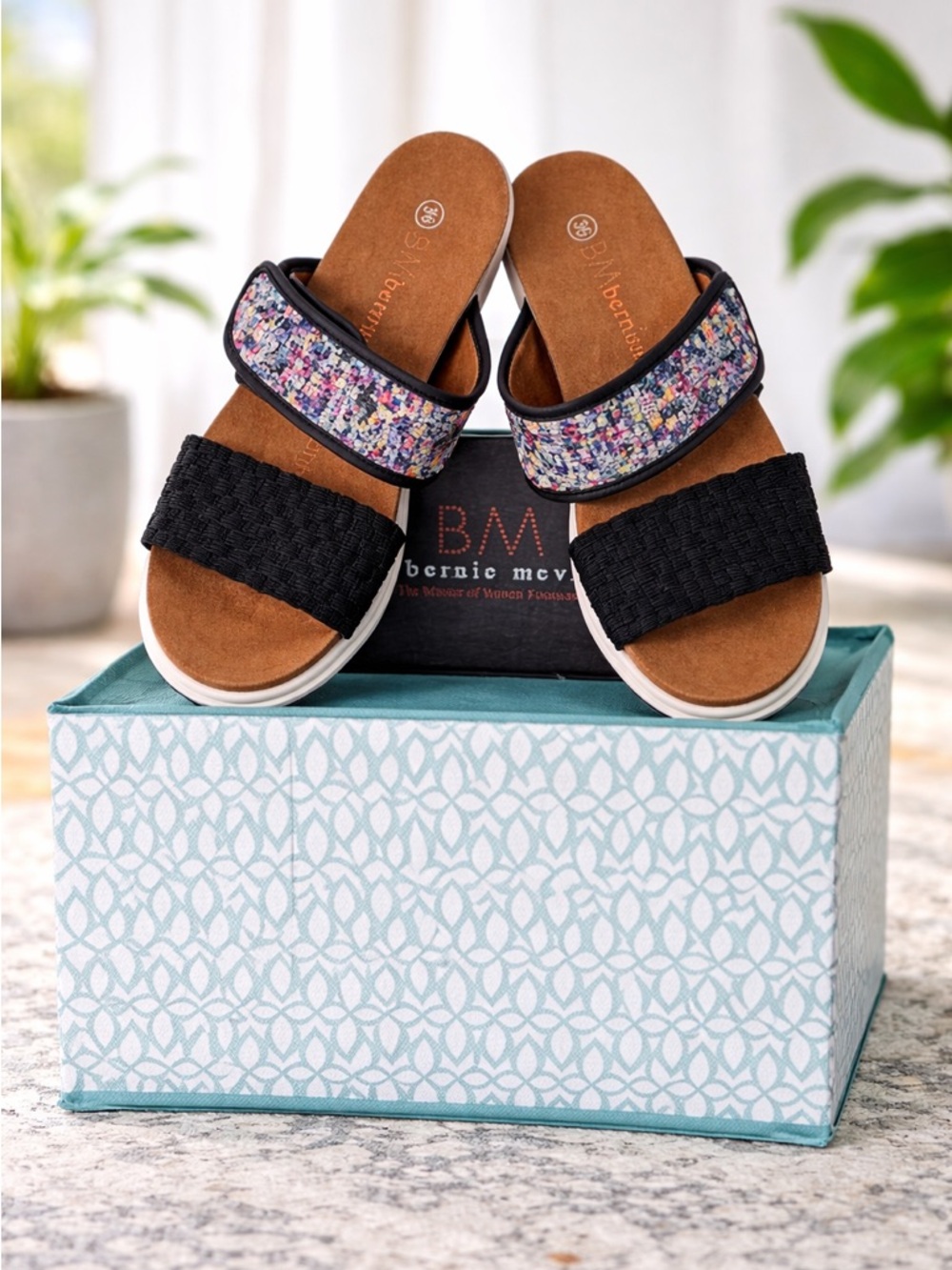 Bernie Mev Apollo Sandals Size 36 (6) Black Splash Woven Comfort NEW